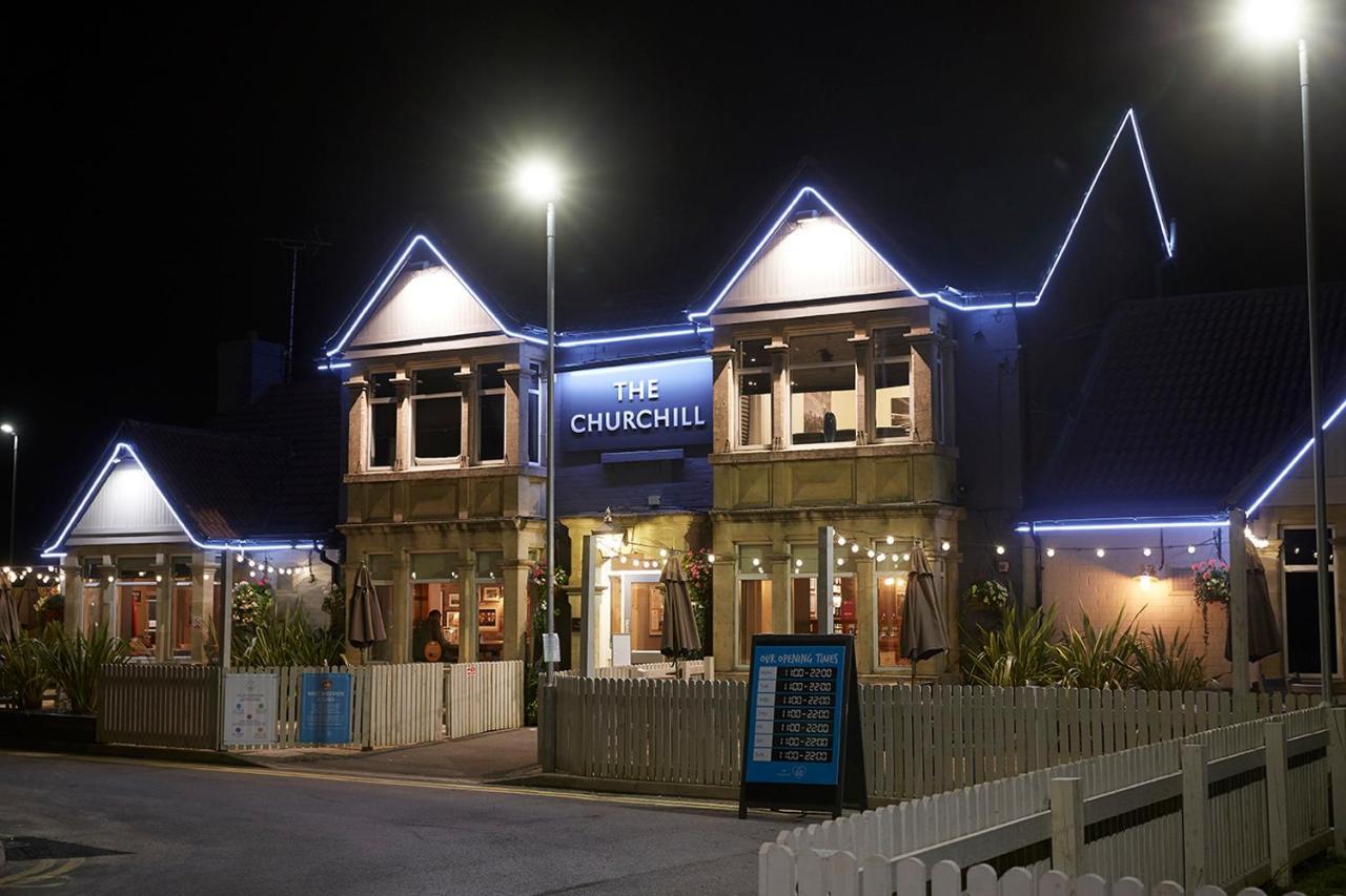 The Churchill By Greene King Inns Royal Wootton Bassett Eksteriør billede